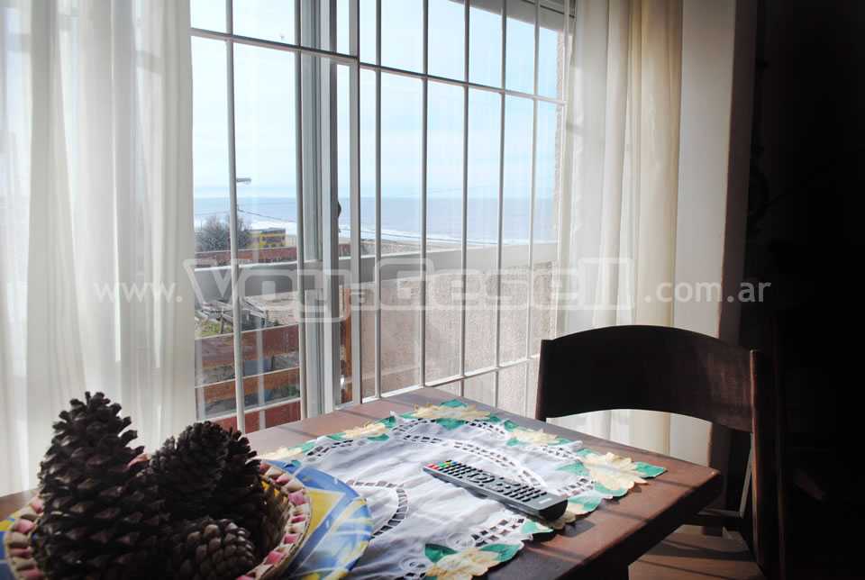 Alquilo Departamento Depto Sofy en Villa Gesell zona Centro Comercial a 5 Mts de la Playa