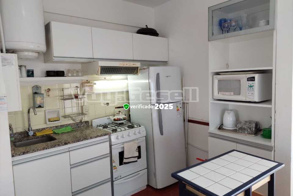 Alquilo Departamento Depto Ani en Villa Gesell zona Centro Comercial a 5 Mts de la Playa