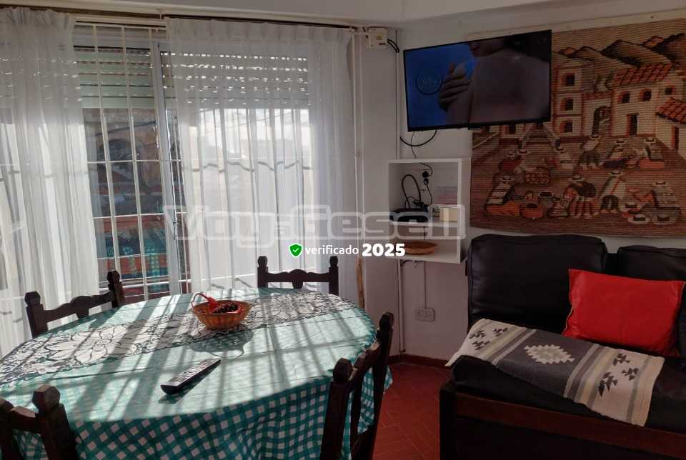 Alquilo Departamento Depto Ani en Villa Gesell zona Centro Comercial a 5 Mts de la Playa 