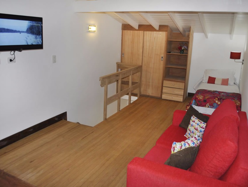 Alquilo Duplex Dos Mares en Villa Gesell zona Centro Comercial a 100 Mts de la Playa 