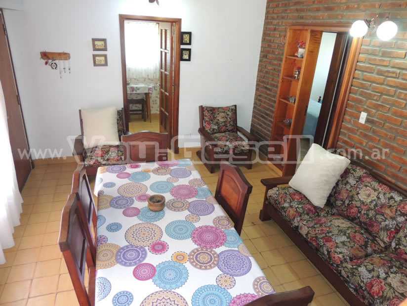 Alquilo Duplex Duplex Norte I en Villa Gesell zona Barrio Norte a 200 Mts de la Playa 