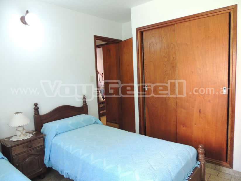 Alquilo Duplex Duplex Norte I en Villa Gesell zona Barrio Norte a 200 Mts de la Playa