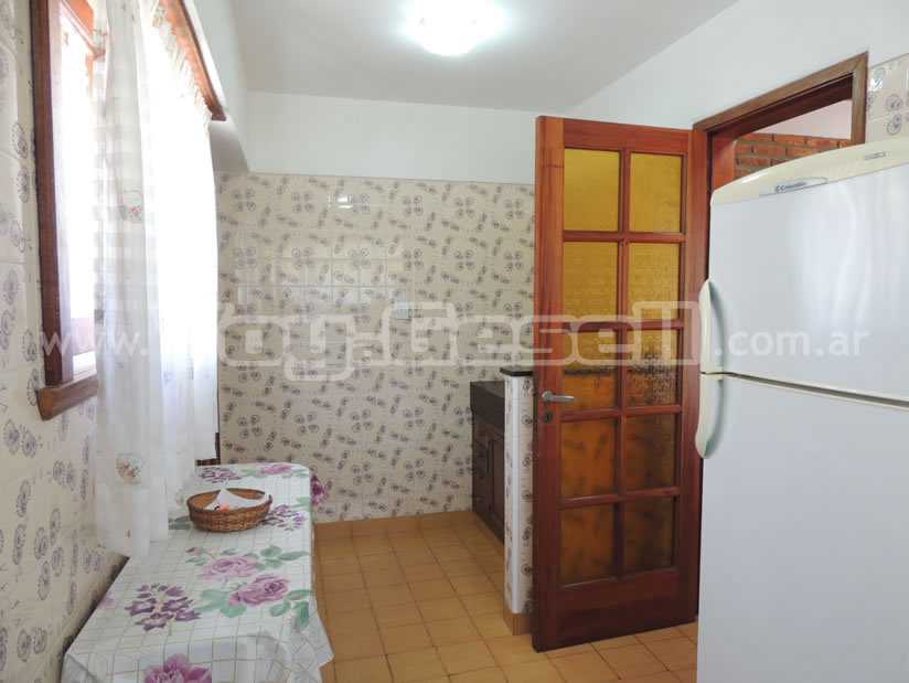 Alquilo Duplex Duplex Norte I en Villa Gesell zona Barrio Norte a 200 Mts de la Playa 