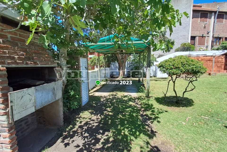 Alquilo Duplex Duplex Norte I en Villa Gesell zona Barrio Norte a 200 Mts de la Playa