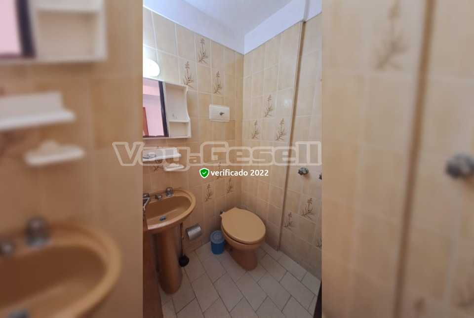 Alquilo Departamento Edificio Della IV en Villa Gesell zona Centro a 100 Mts de la Playa