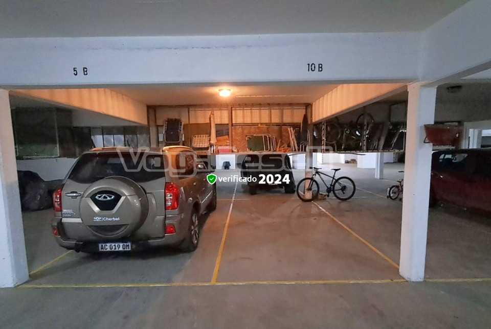 Alquilo Departamento El Chalten 5B en Villa Gesell zona Centro Comercial a 100 Mts de la Playa
