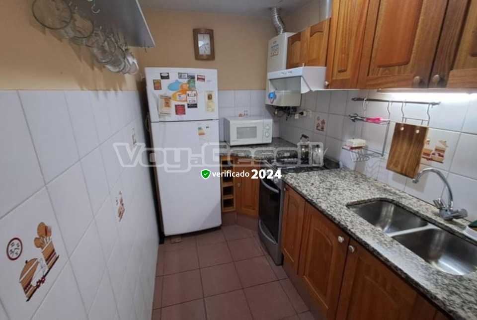 Alquilo Departamento El Chalten 5B en Villa Gesell zona Centro Comercial a 100 Mts de la Playa 