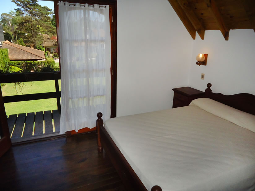 Alquilo Casa Complejo FEDERICO B en Villa Gesell zona Barrio Norte a 300 Mts de la Playa