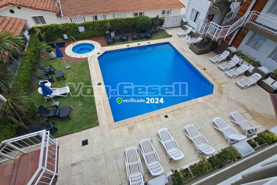 Alquilo Departamento Gemelos 26 en Villa Gesell zona Centro Comercial a 20 Mts de la Playa 