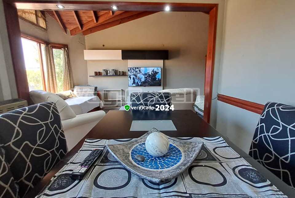 Alquilo Duplex Gracias Papi en Villa Gesell zona Centro a 1400 Mts de la Playa 