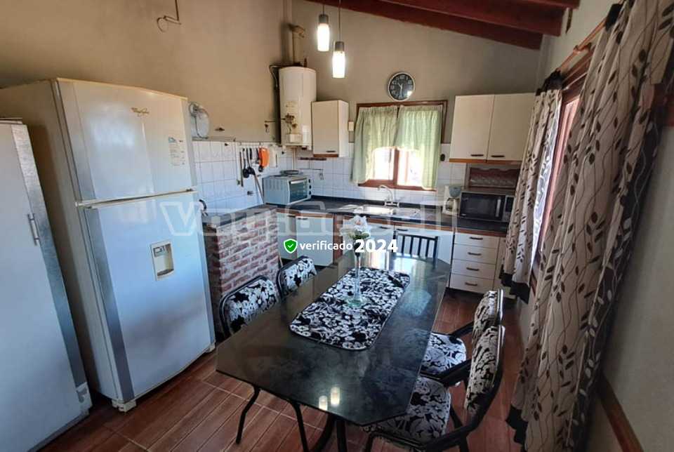 Alquilo Duplex Gracias Papi en Villa Gesell zona Centro a 1400 Mts de la Playa 