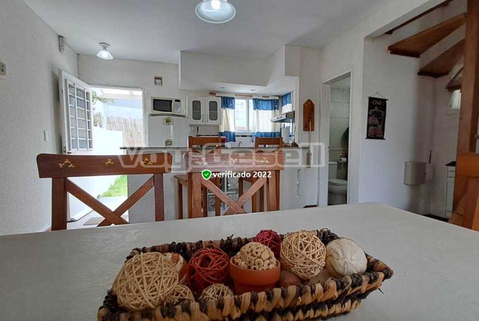 Alquilo Duplex Los Chocos en Villa Gesell zona Sur a 200 Mts de la Playa Living Comedor