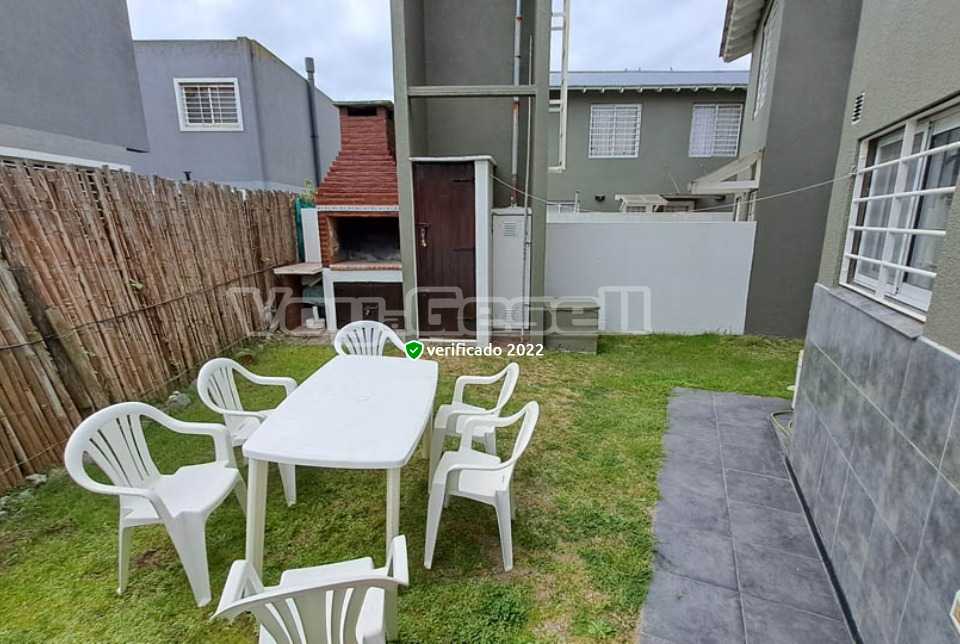Alquilo Duplex Los Chocos en Villa Gesell zona Sur a 200 Mts de la Playa