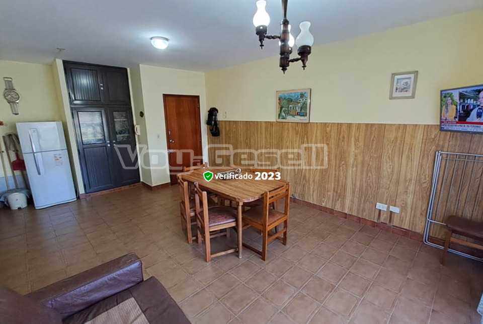 Alquilo Departamento Mar y Sol Piso 2 en Villa Gesell zona Centro Comercial a 150 Mts de la Playa 