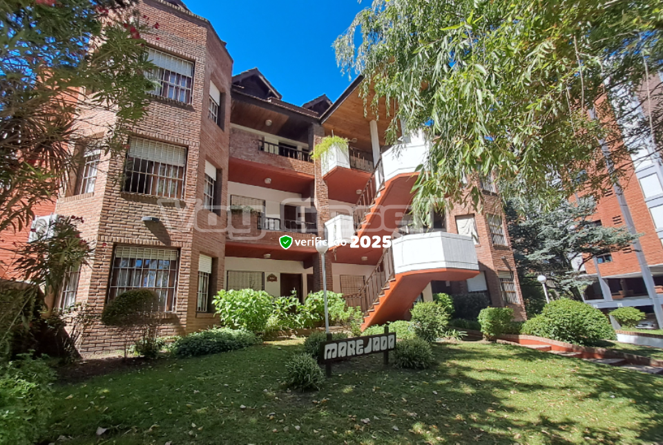 Alquilo Departamento Marejada en Villa Gesell zona Centro Comercial a 150 Mts de la Playa 