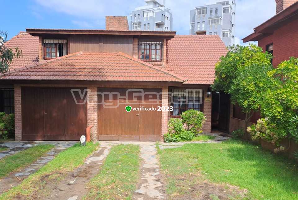 Alquilo Duplex Monforte II en Villa Gesell zona Centro a 50 Mts de la Playa 