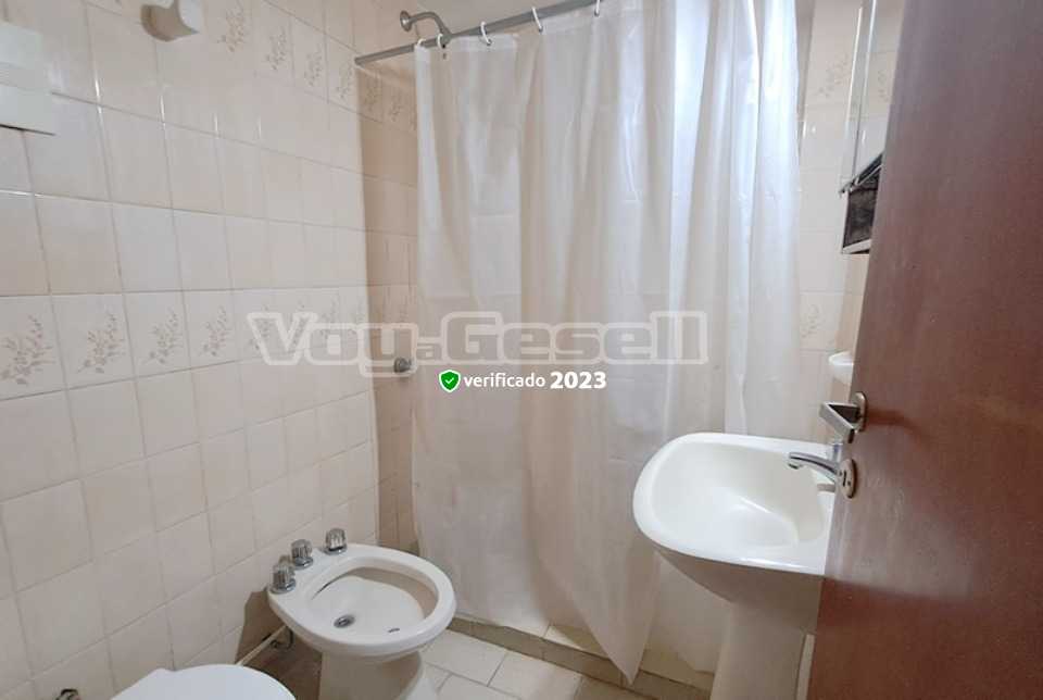 Alquilo Duplex Monforte II en Villa Gesell zona Centro a 50 Mts de la Playa 