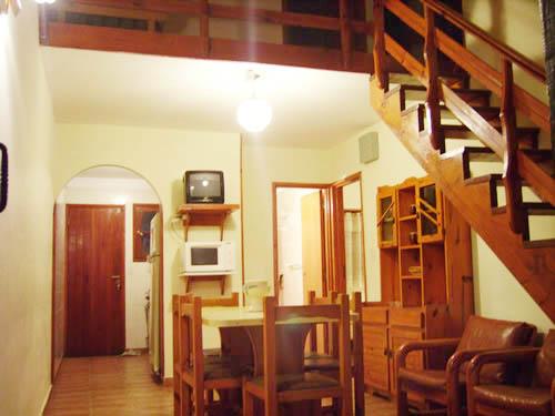 Alquilo Duplex Monforte en Villa Gesell zona Centro a 50 Mts de la Playa 