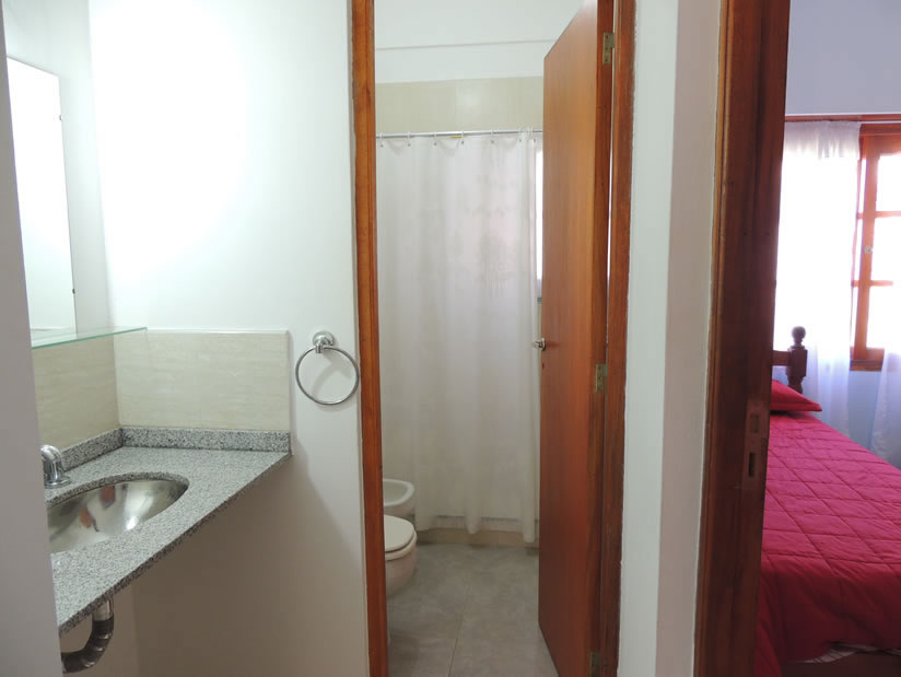 Alquilo Departamento Porfirio en Villa Gesell zona Centro a 1300 Mts de la Playa