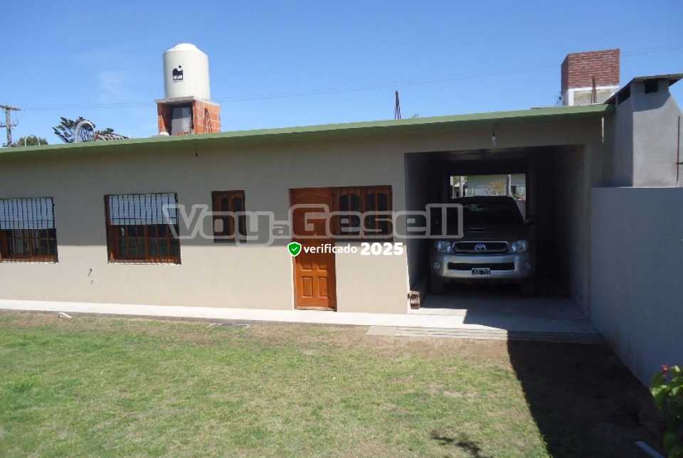 Alquilo Departamento Porfirio en Villa Gesell zona Centro a 1300 Mts de la Playa