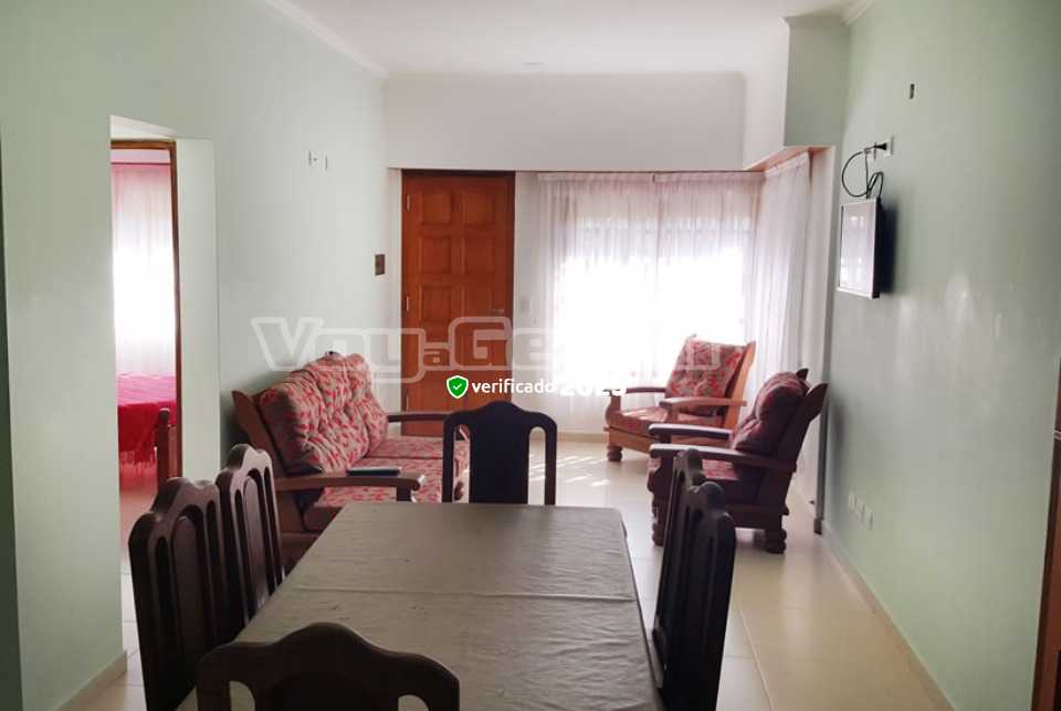 Alquilo Departamento Porfirio en Villa Gesell zona Centro a 1300 Mts de la Playa 