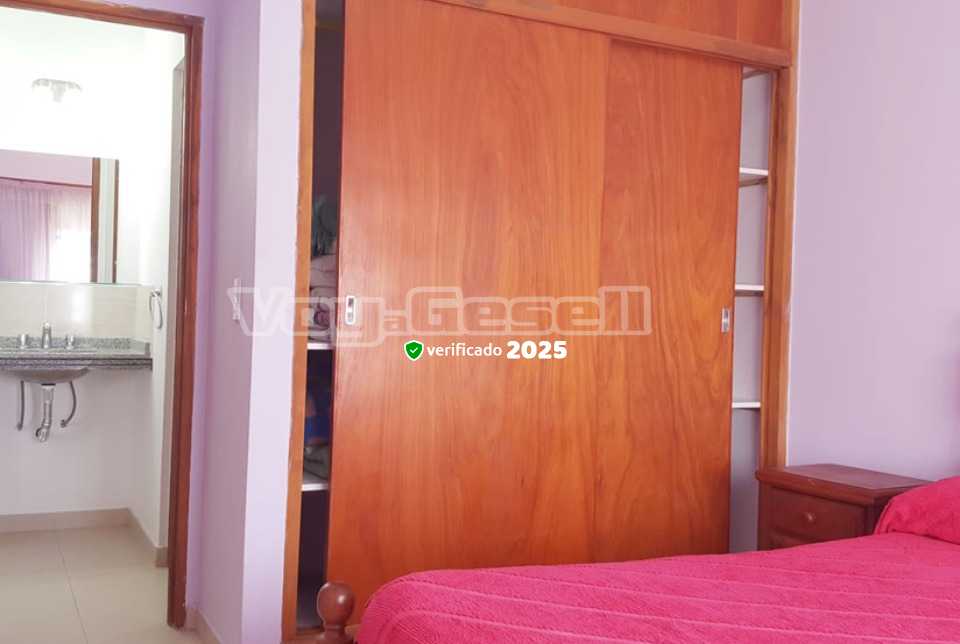 Alquilo Departamento Porfirio en Villa Gesell zona Centro a 1300 Mts de la Playa