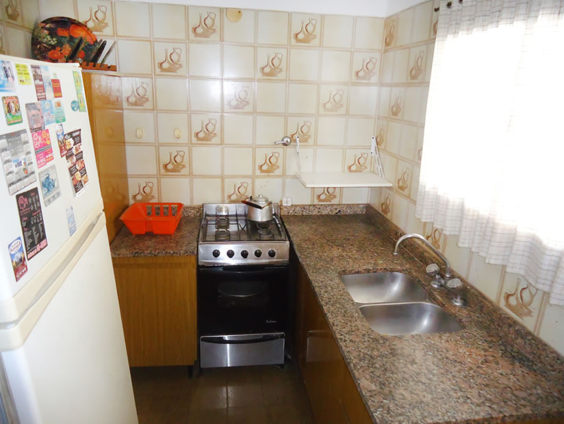 Alquilo Duplex Seis de Copas en Villa Gesell zona Centro a 150 Mts de la Playa 