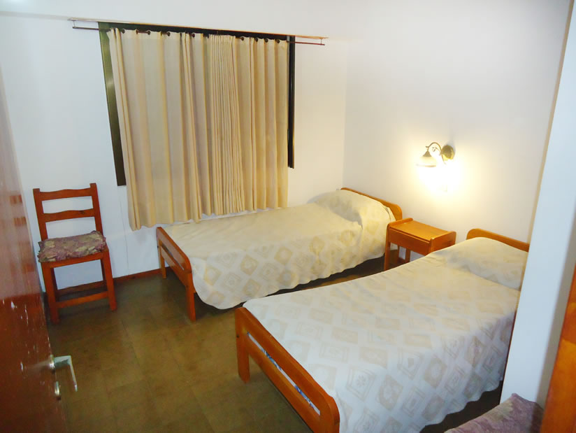 Alquilo Duplex Seis de Copas en Villa Gesell zona Centro a 150 Mts de la Playa 