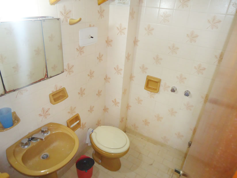 Alquilo Duplex Seis de Copas en Villa Gesell zona Centro a 150 Mts de la Playa