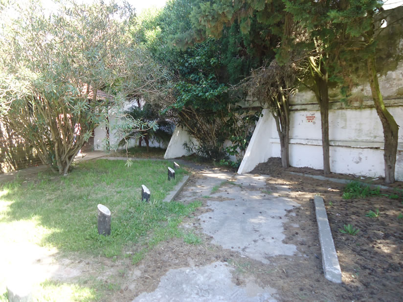 Alquilo Duplex Seis de Copas en Villa Gesell zona Centro a 150 Mts de la Playa