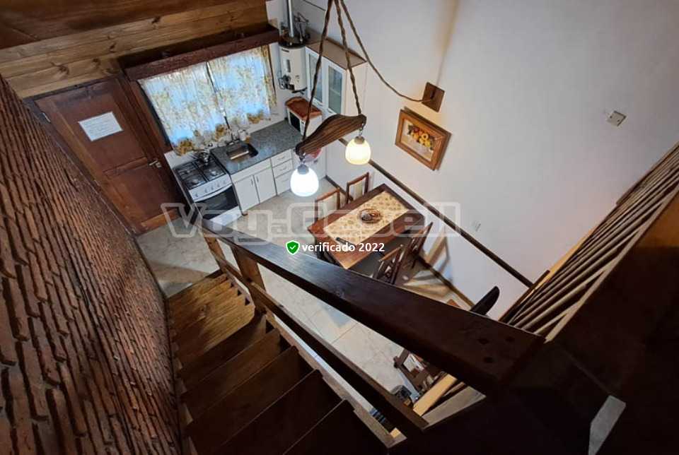 Alquilo Casa Sofican en Villa Gesell zona Barrio Norte a 1100 Mts de la Playa Escalera Acceso 1er Piso