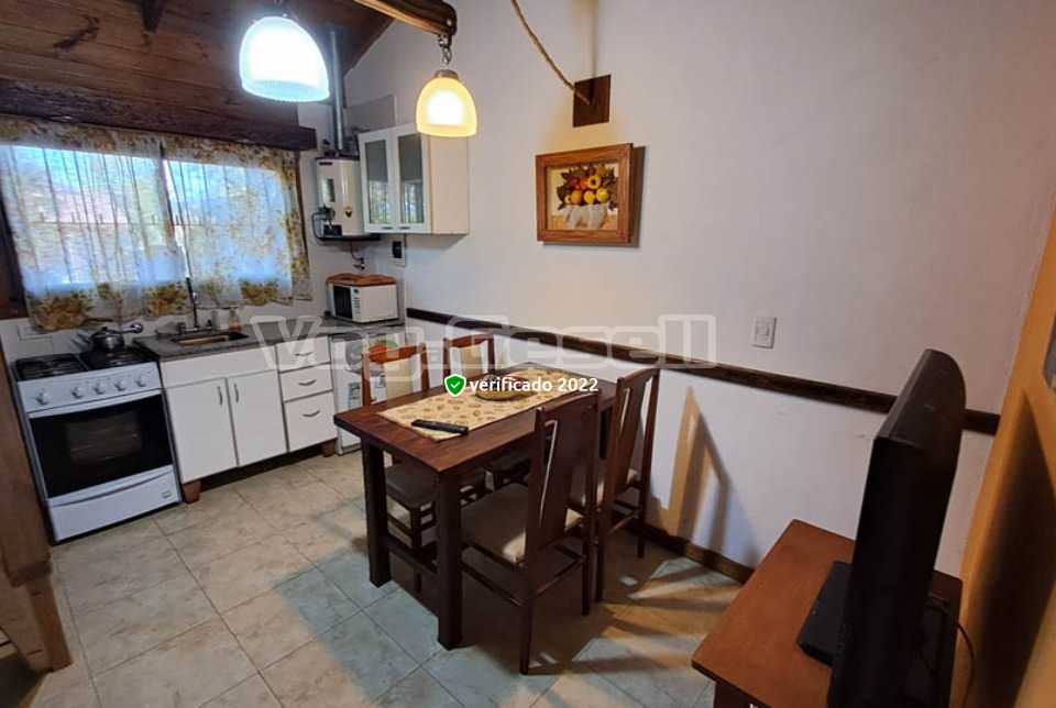 Alquilo Casa Sofican en Villa Gesell zona Barrio Norte a 1100 Mts de la Playa