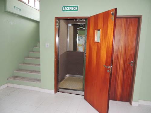 Alquilo Departamento Taormina en Villa Gesell zona Centro Comercial a 200 Mts de la Playa