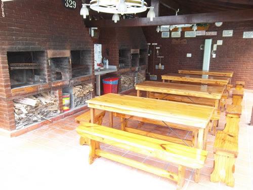 Alquilo Departamento Taormina en Villa Gesell zona Centro Comercial a 200 Mts de la Playa