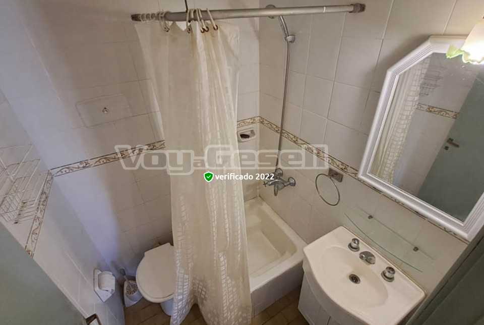 Alquilo Departamento Vistamar III en Villa Gesell zona Centro Comercial a 5 Mts de la Playa