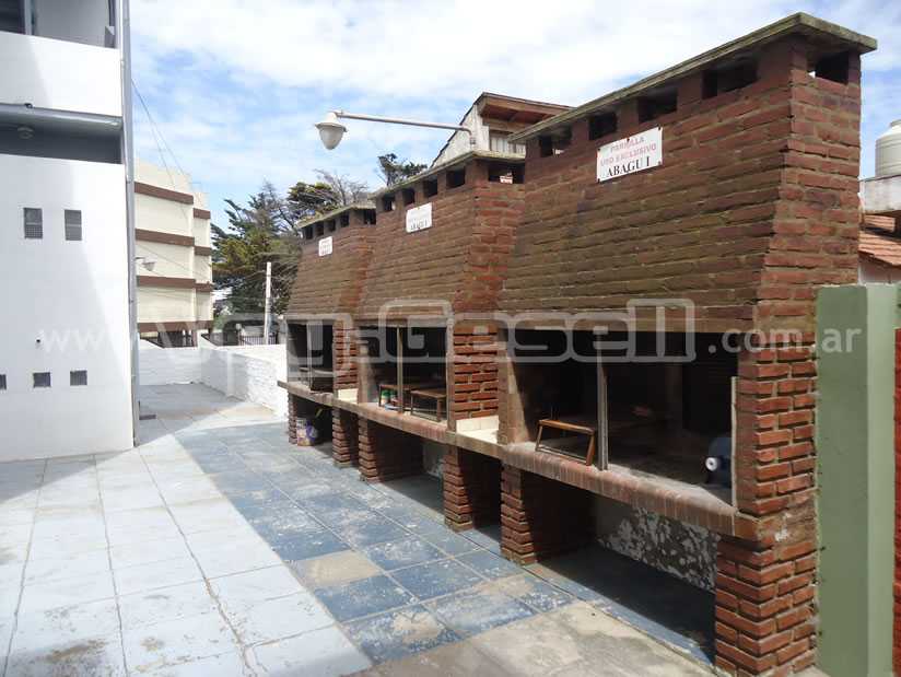 Alquilo Departamento Abagu I en Villa Gesell zona Centro a 10 Mts de la Playa
