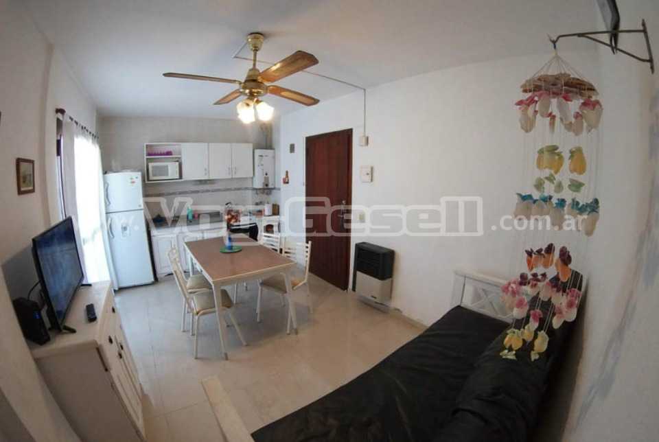 Alquilo Departamento Abagu I en Villa Gesell zona Centro a 10 Mts de la Playa