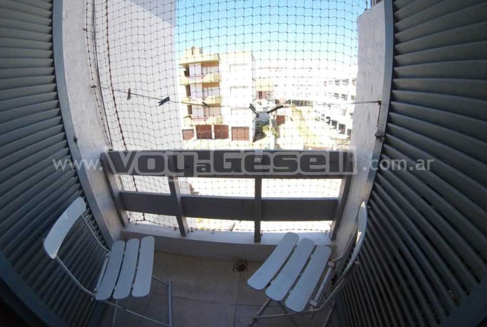 Alquilo Departamento Abagu I en Villa Gesell zona Centro a 10 Mts de la Playa 