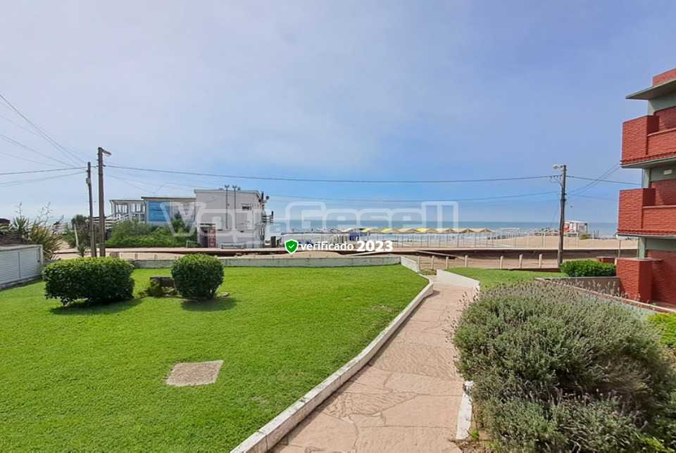 Alquilo Departamento Abagu III PB C en Villa Gesell zona Centro a 5 mts de la Playa 