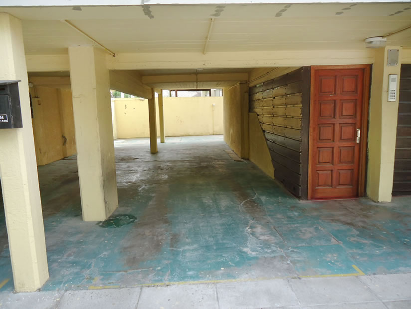 Alquilo Departamento Abaith 5 en Villa Gesell zona Centro Comercial a 200 Mts de la Playa 