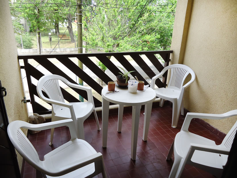 Abaith 5: Departamento en Villa Gesell zona Centro Comercial