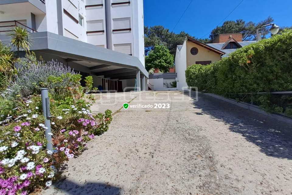 Alquilo Departamento Abeja 2C en Villa Gesell zona Sur a 200 Mts de la Playa 