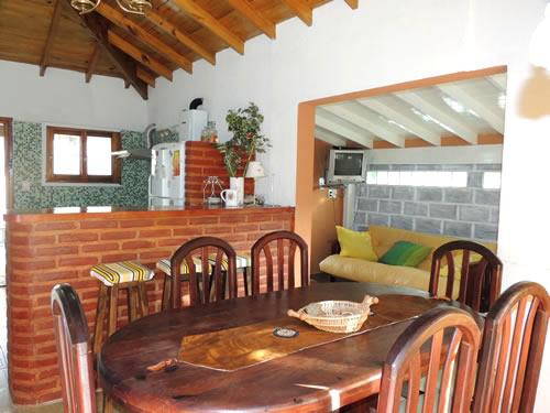 Alquilo Chalet Ague I en Villa Gesell zona Centro a 700 mts de la Playa 