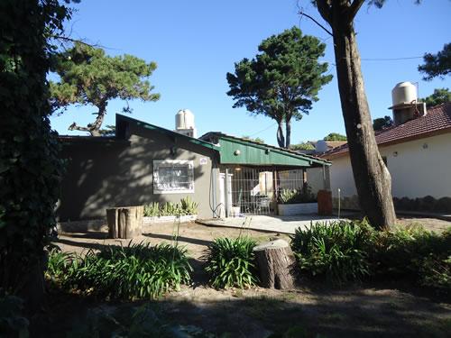 Alquilo Casa Ague II en Villa Gesell zona Centro a 700 Mts de la Playa