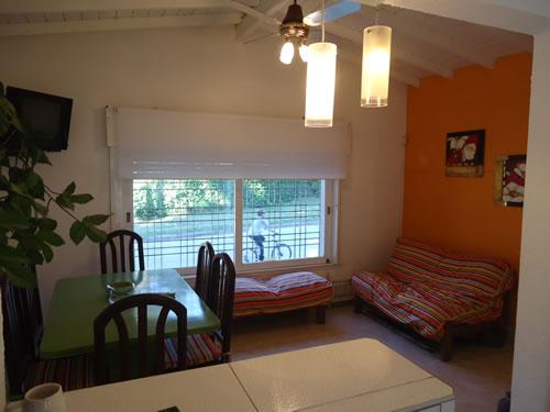 Alquilo Casa Ague II en Villa Gesell zona Centro a 700 Mts de la Playa 