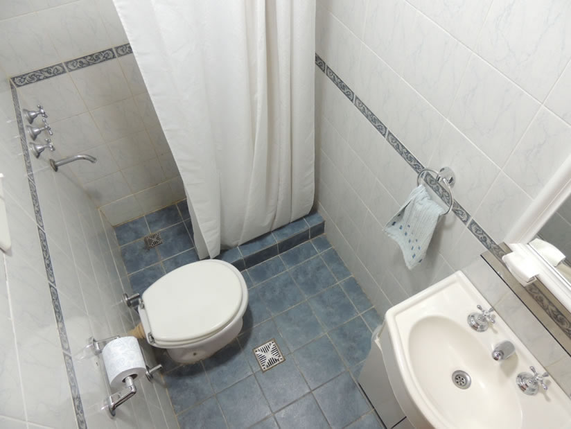 Alquilo Casa Aiken en Mar Azul zona  a 700 Mts de la Playa