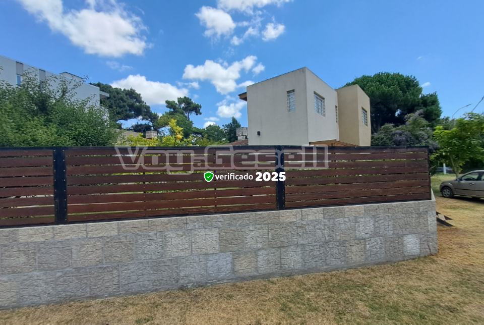 Alquilo Departamento Al Mar Siete en Villa Gesell zona Centro a 850 Mts de la Playa