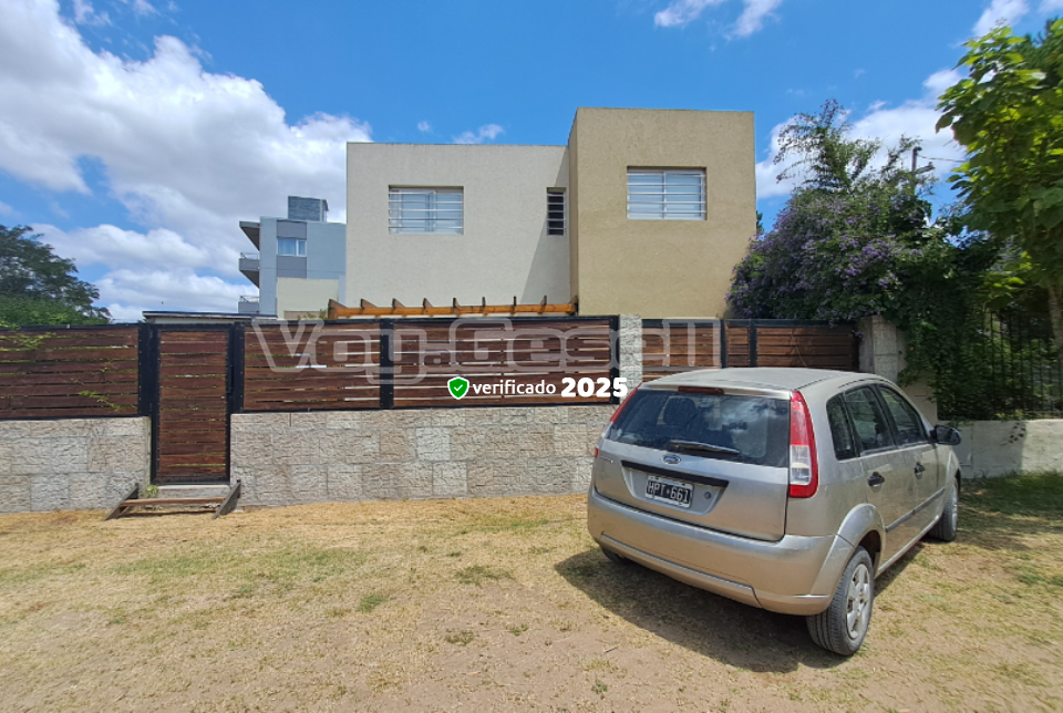 Alquilo Departamento Al Mar Siete en Villa Gesell zona Centro a 850 Mts de la Playa 