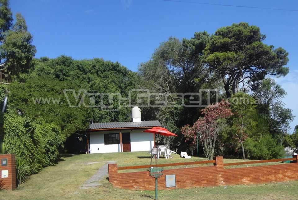 Alquilo Casa Albergue en Villa Gesell zona Centro Comercial a 500 Mts de la Playa