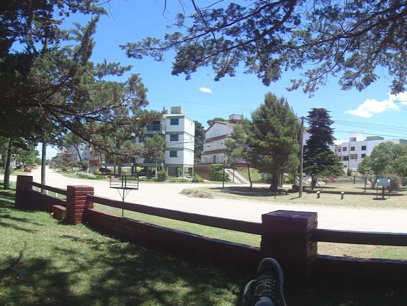 Alquilo Casa Albergue Sur en Villa Gesell zona Villa Gesell a 200 Mts de la Playa 